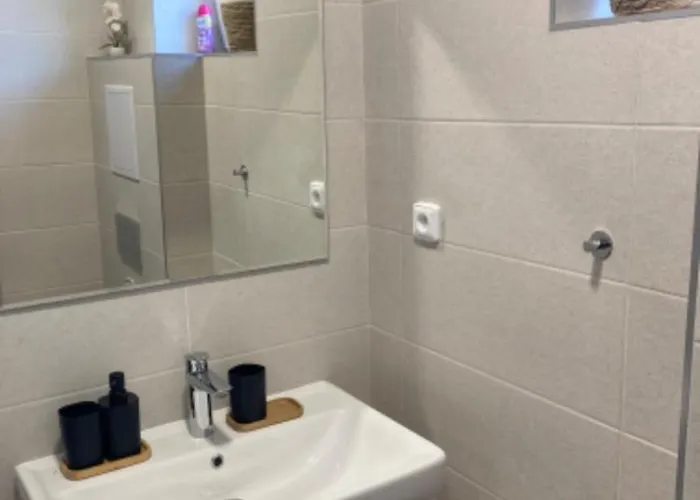 Apartment Acstudio S Vlastni Garazi